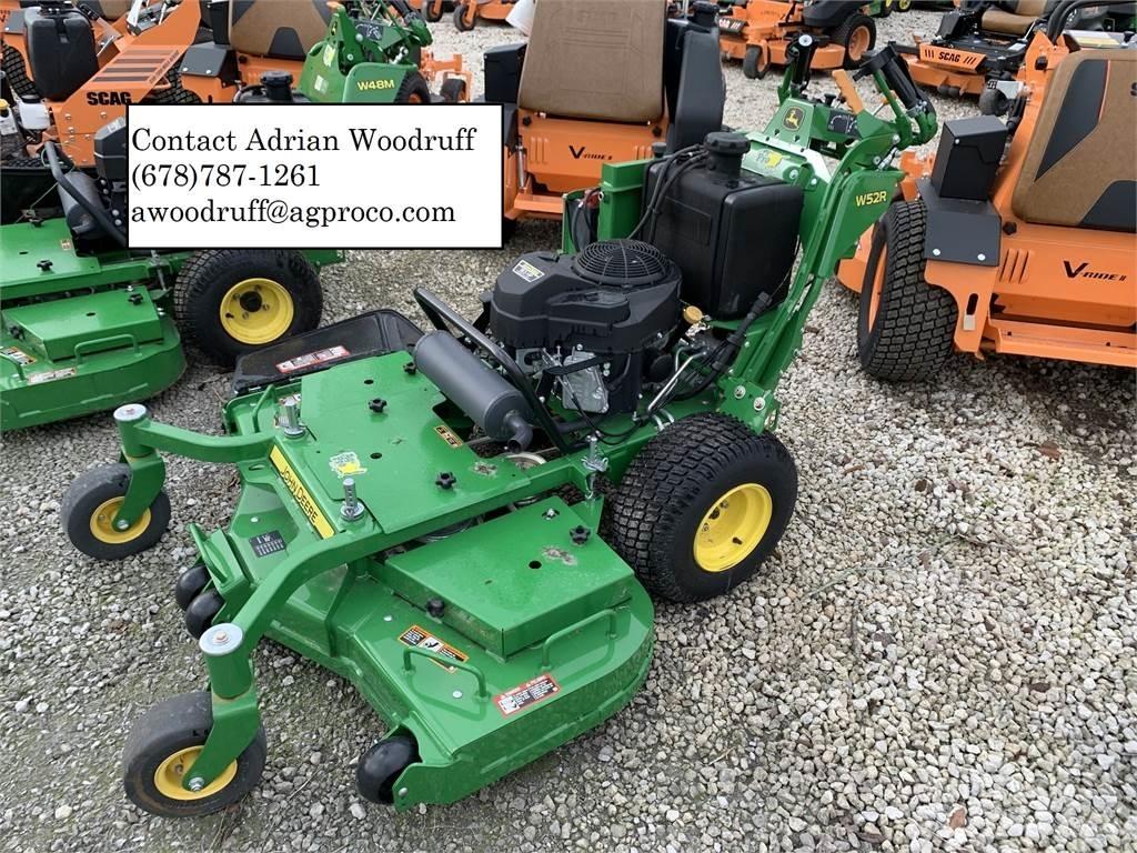 John Deere W52R Arkasından yürünen çim biçme makineleri