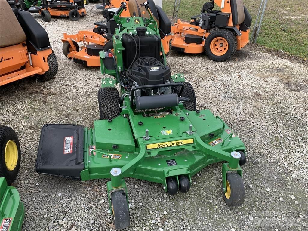 John Deere W52R Arkasından yürünen çim biçme makineleri