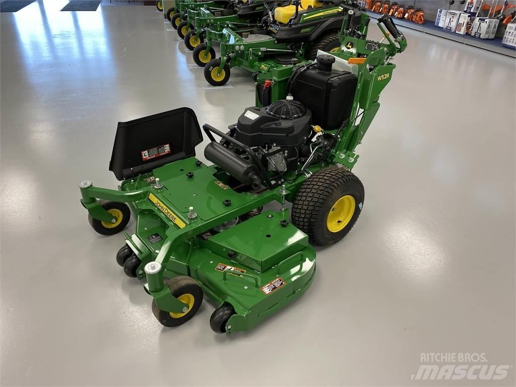 John Deere W52R Arkasından yürünen çim biçme makineleri