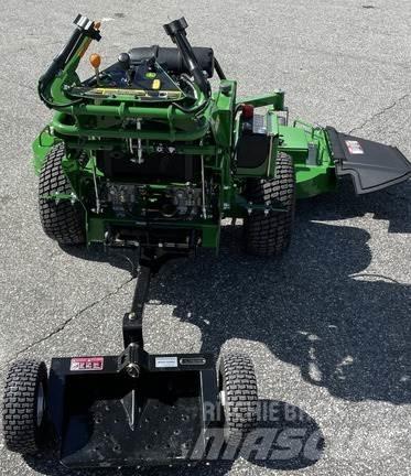 John Deere W61R Arkasından yürünen çim biçme makineleri