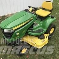 John Deere X330 Traktörler