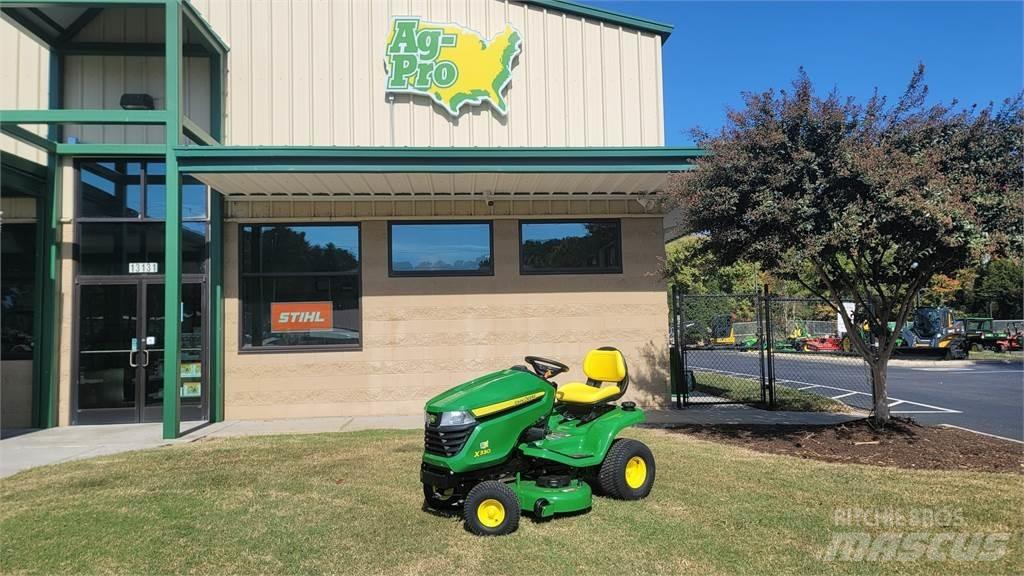 John Deere x330 Traktörler