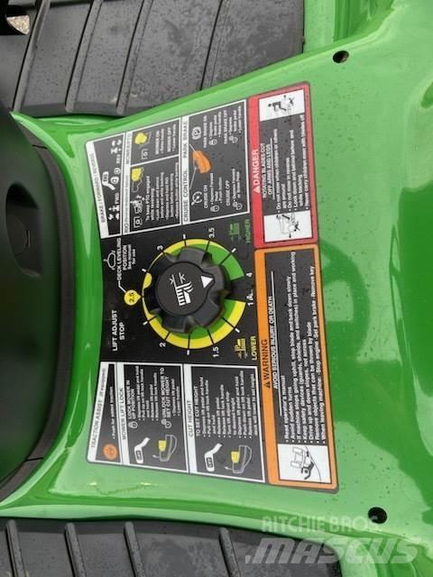John Deere X350 Traktörler
