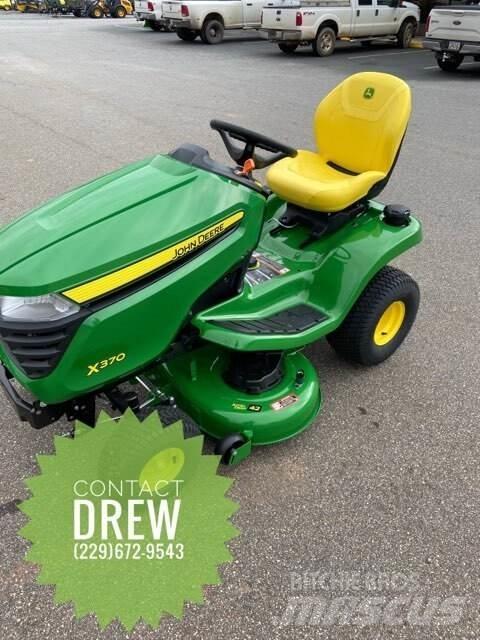 John Deere X370 Traktörler