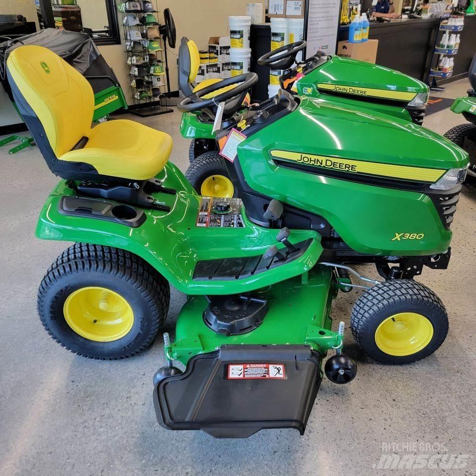 John Deere X380 Traktörler