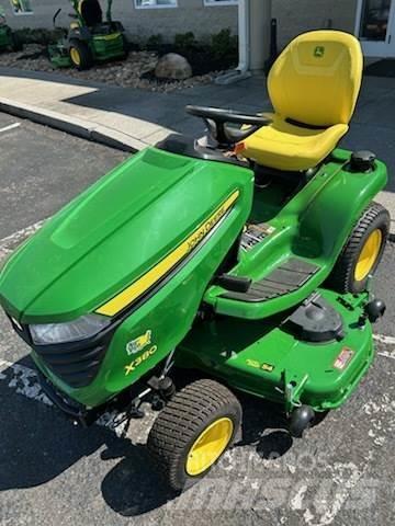 John Deere X380 Mobil çim biçme makineleri