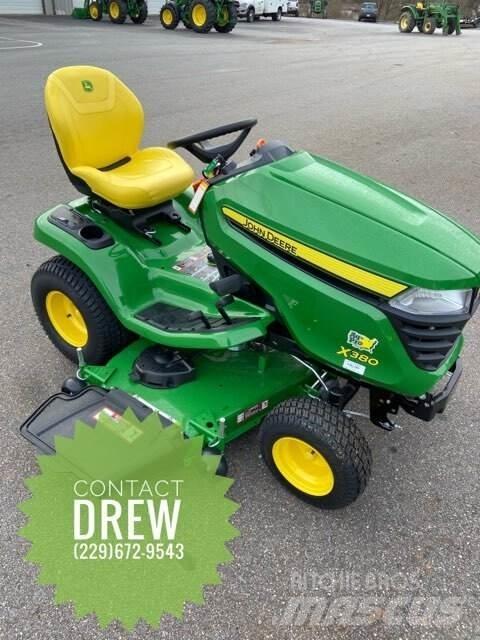 John Deere X380 Traktörler