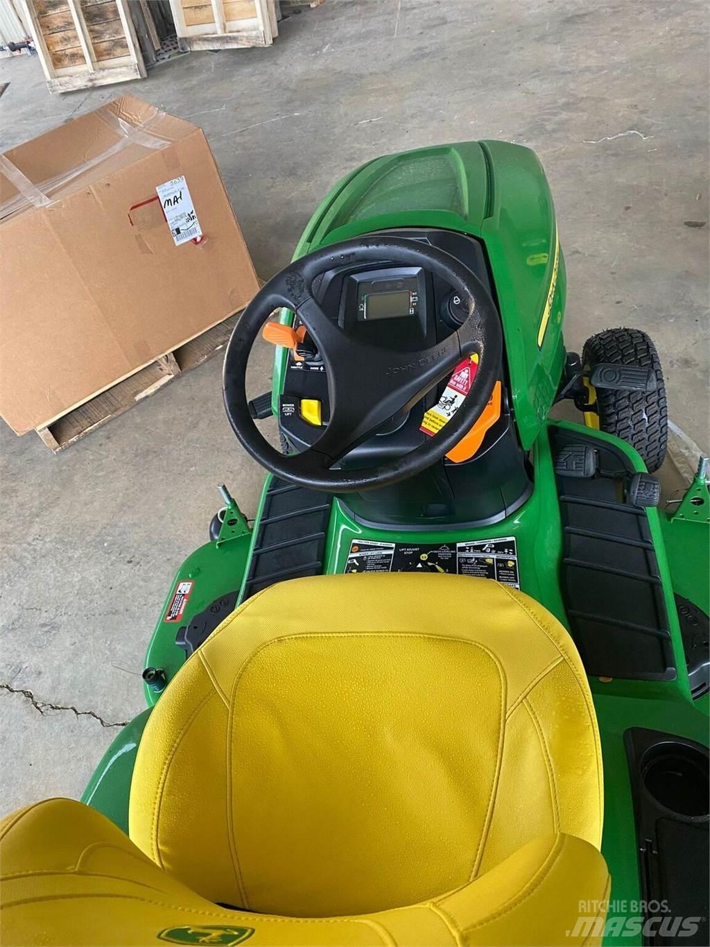 John Deere X380 Traktörler