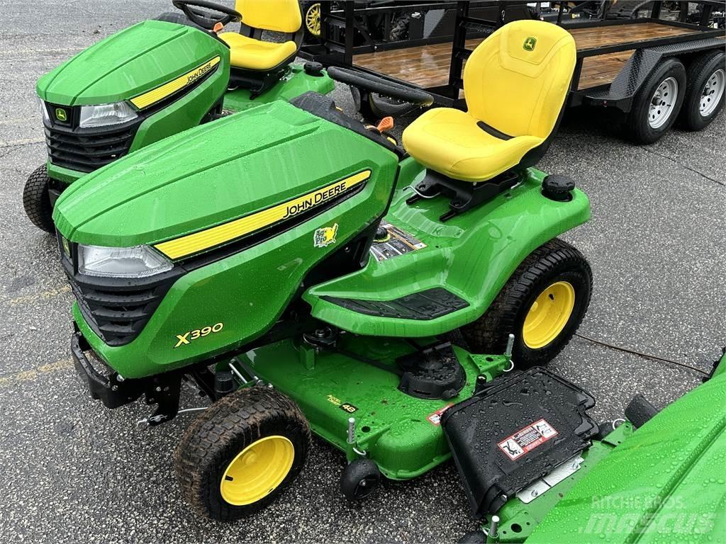 John Deere X390 Traktörler