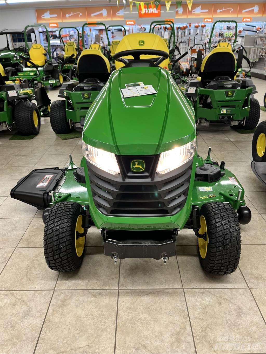 John Deere X390 Traktörler