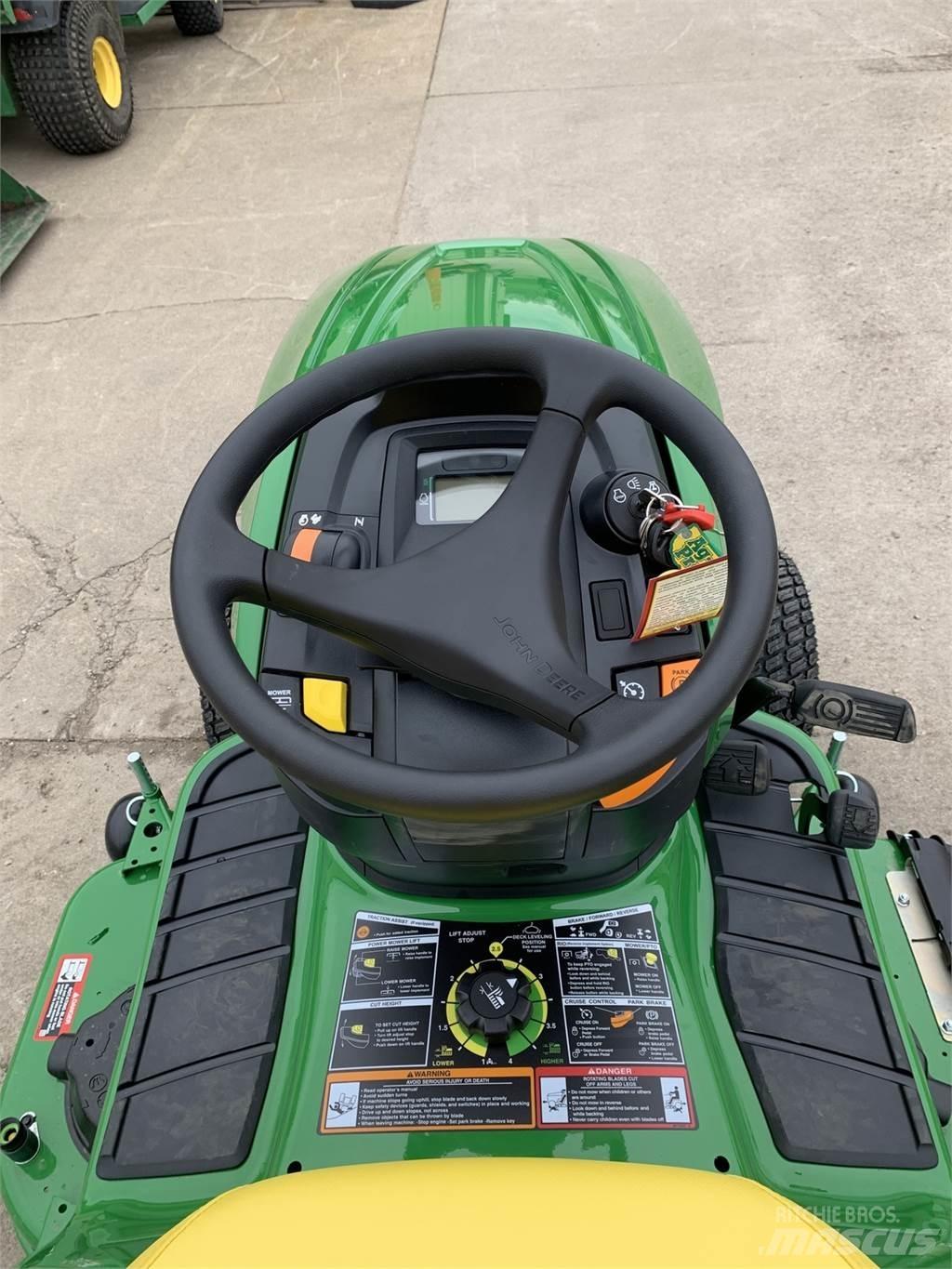 John Deere X390 Traktörler