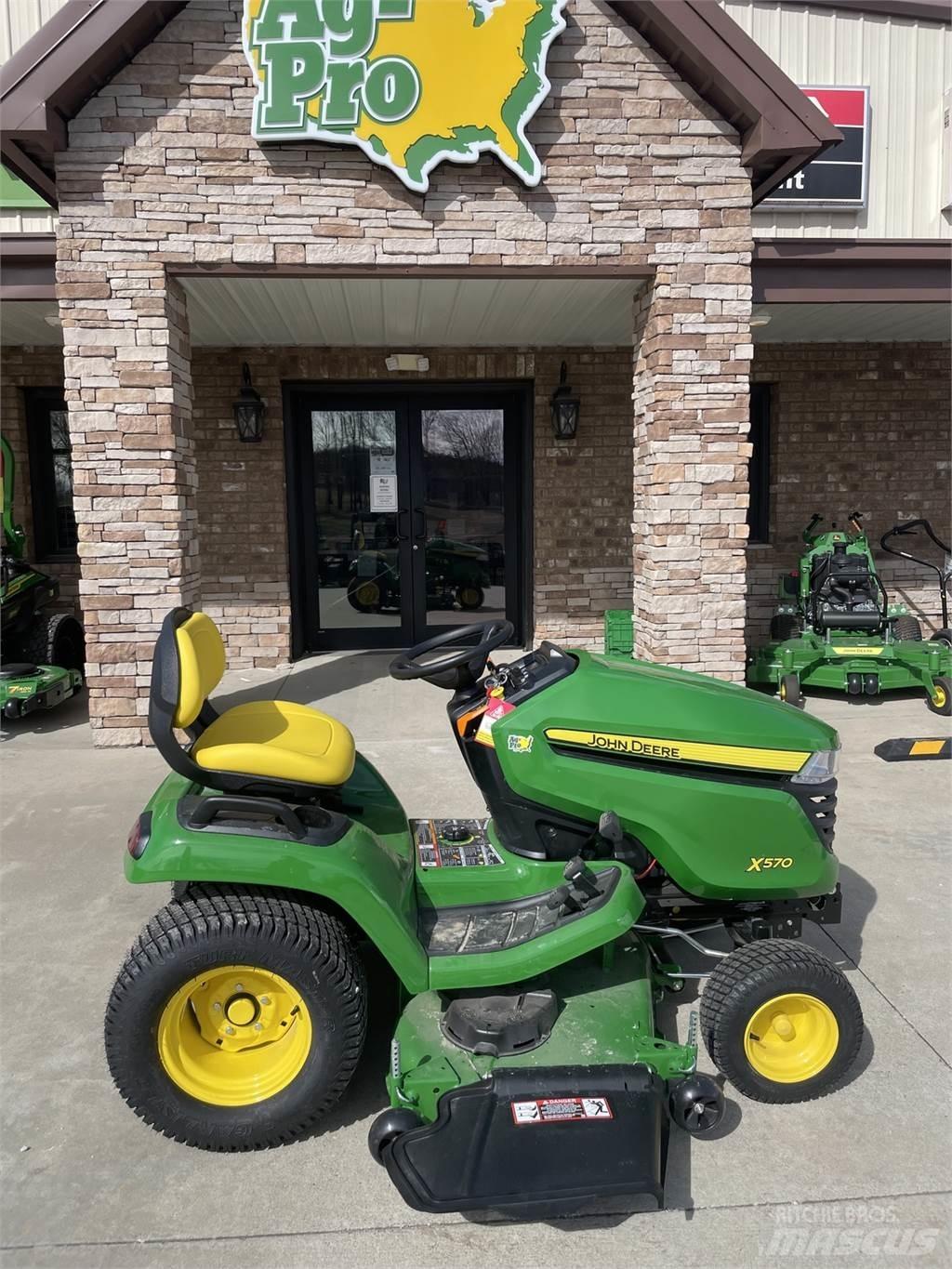 John Deere X570 Traktörler