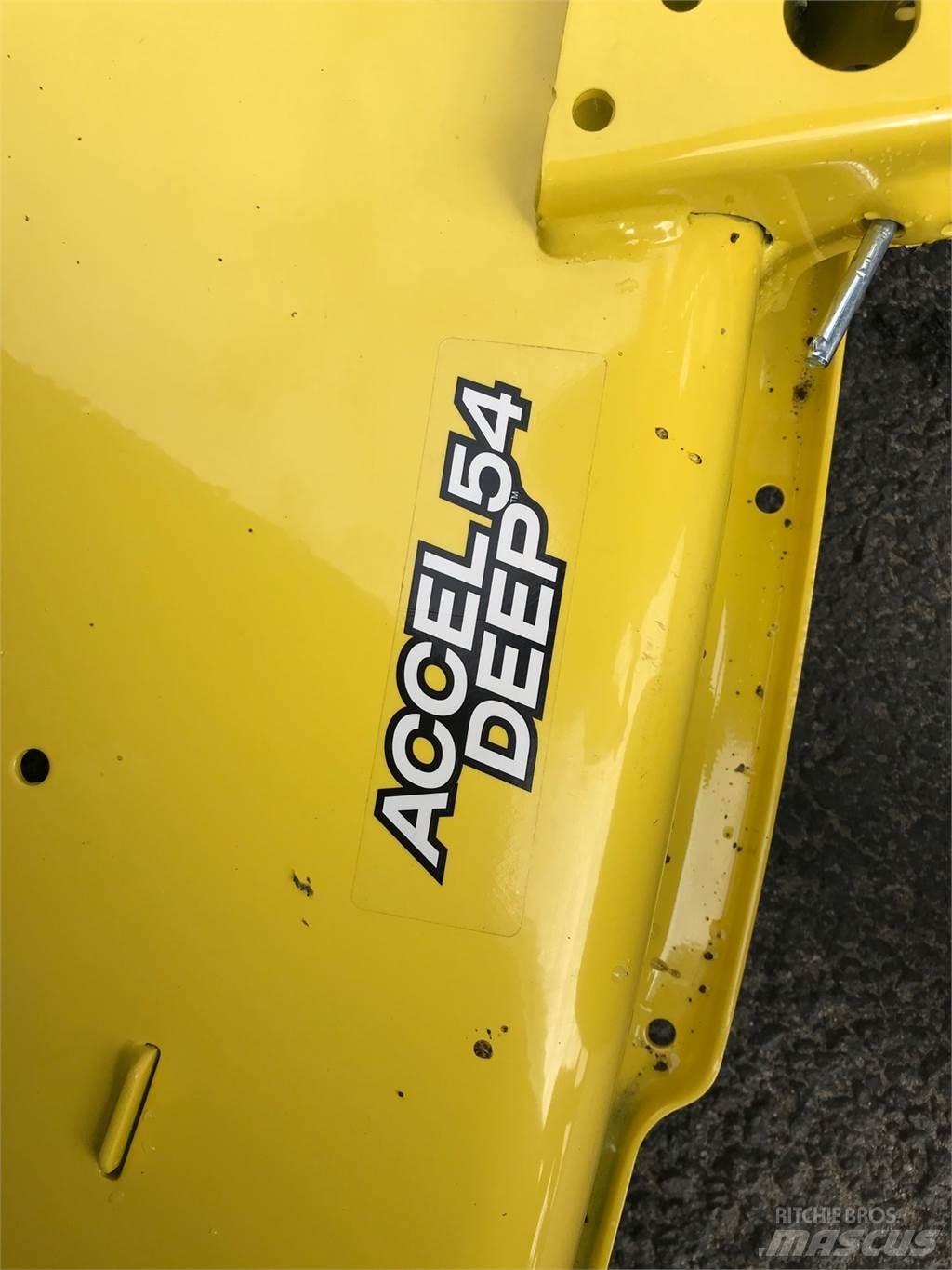 John Deere X570 Traktörler