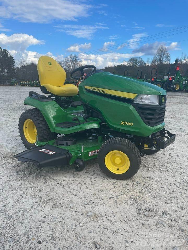 John Deere X580 Mobil çim biçme makineleri