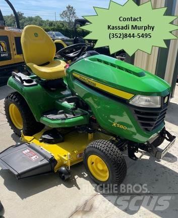 John Deere X580 Traktörler