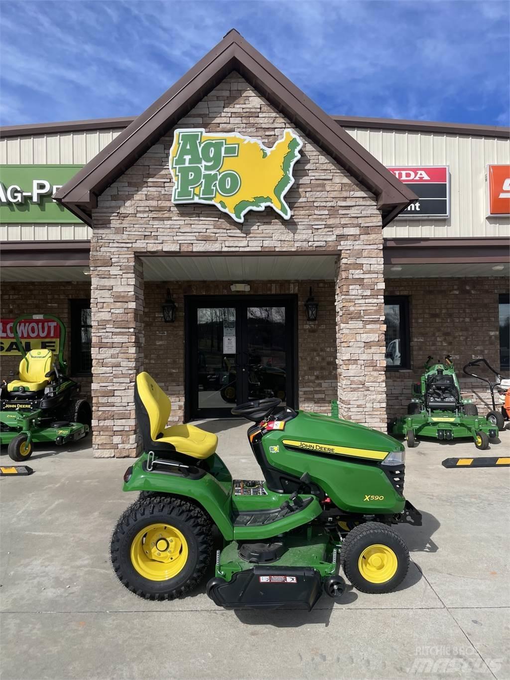 John Deere X590 Traktörler