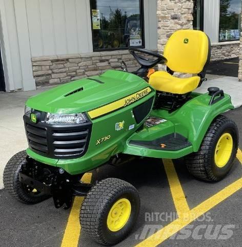John Deere X730 Traktörler