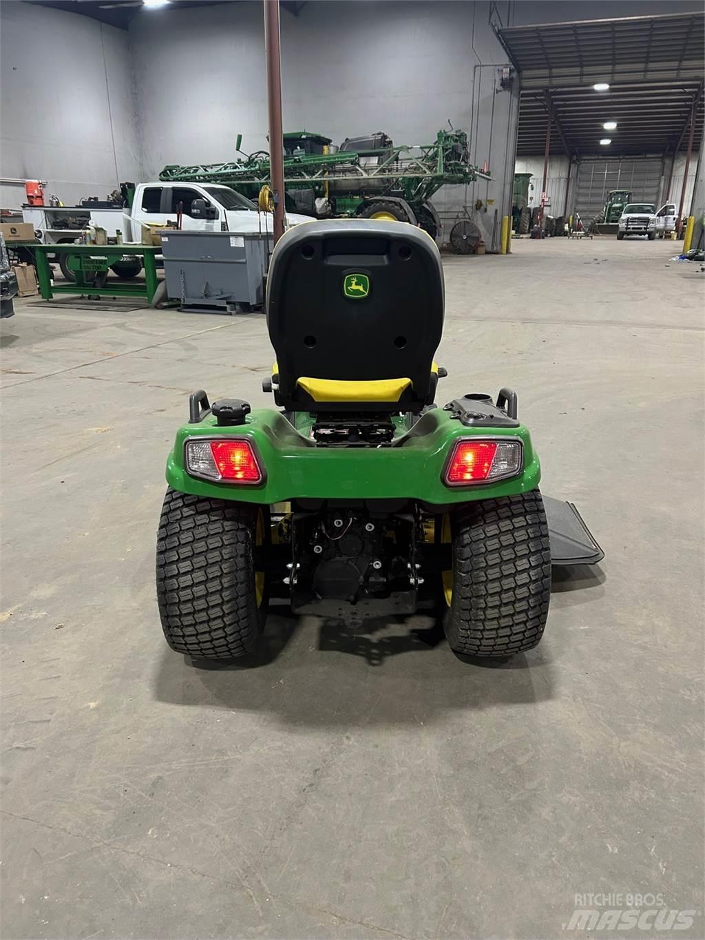 John Deere X730 Traktörler