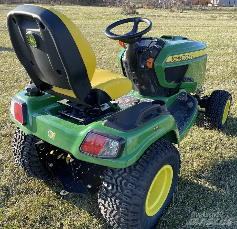 John Deere X738 Traktörler
