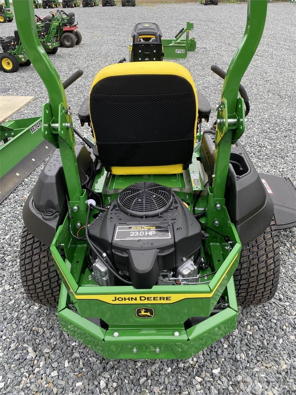 John Deere Z720E Sıfır dönüşlü çim biçme makineleri