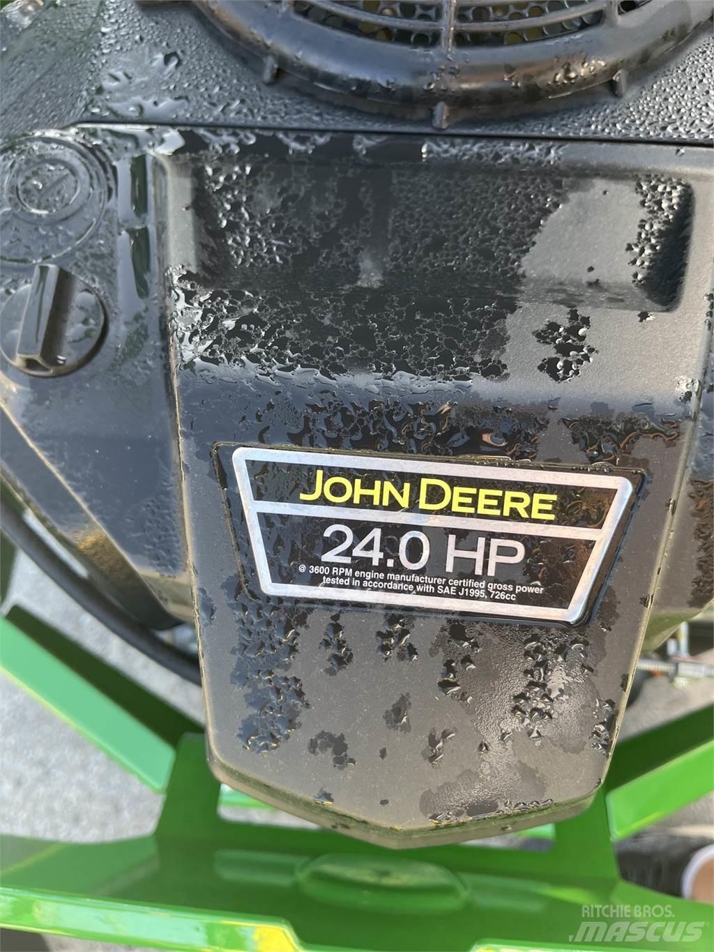 John Deere Z730 Sıfır dönüşlü çim biçme makineleri