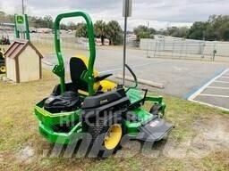 John Deere Z730M Sıfır dönüşlü çim biçme makineleri