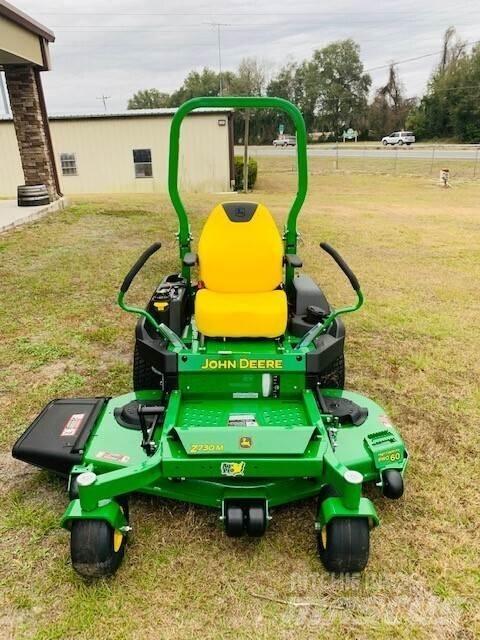 John Deere Z730M Sıfır dönüşlü çim biçme makineleri