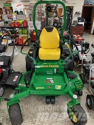 John Deere Z730M Sıfır dönüşlü çim biçme makineleri