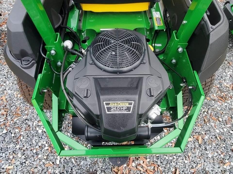 John Deere Z730M Sıfır dönüşlü çim biçme makineleri