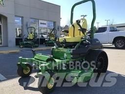 John Deere Z740R Sıfır dönüşlü çim biçme makineleri