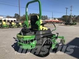 John Deere Z740R Sıfır dönüşlü çim biçme makineleri