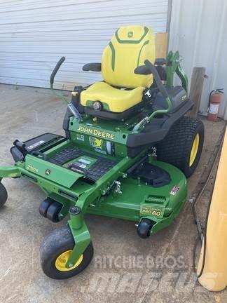 John Deere Z760R Sıfır dönüşlü çim biçme makineleri