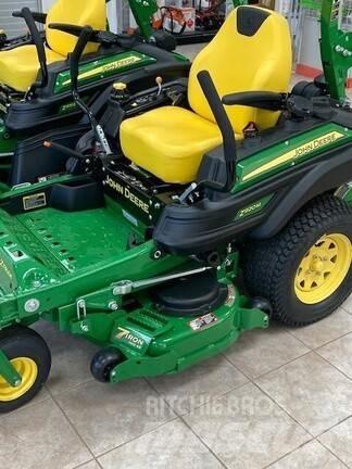 John Deere Z920M Sıfır dönüşlü çim biçme makineleri