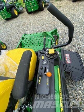 John Deere Z920M Sıfır dönüşlü çim biçme makineleri
