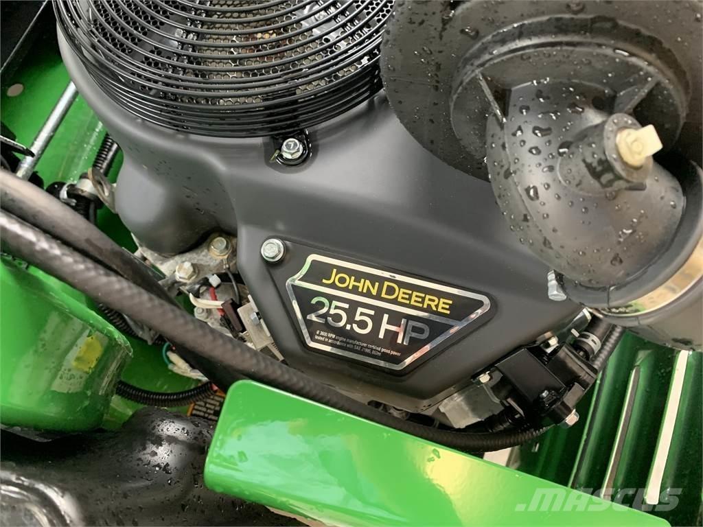 John Deere Z930M Sıfır dönüşlü çim biçme makineleri
