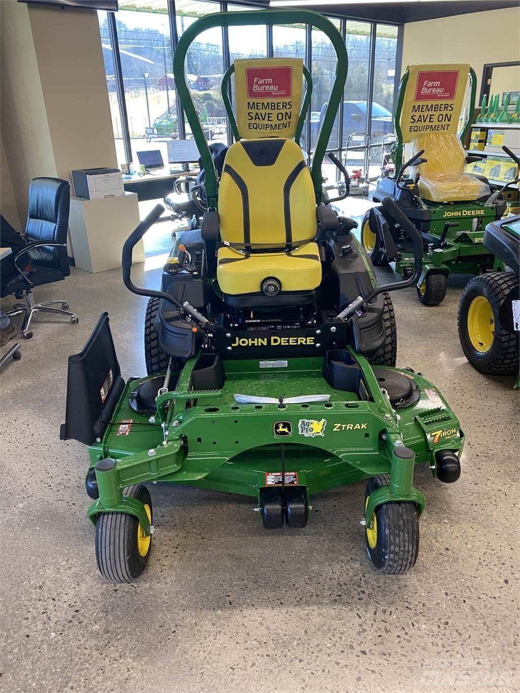 John Deere Z930M Sıfır dönüşlü çim biçme makineleri