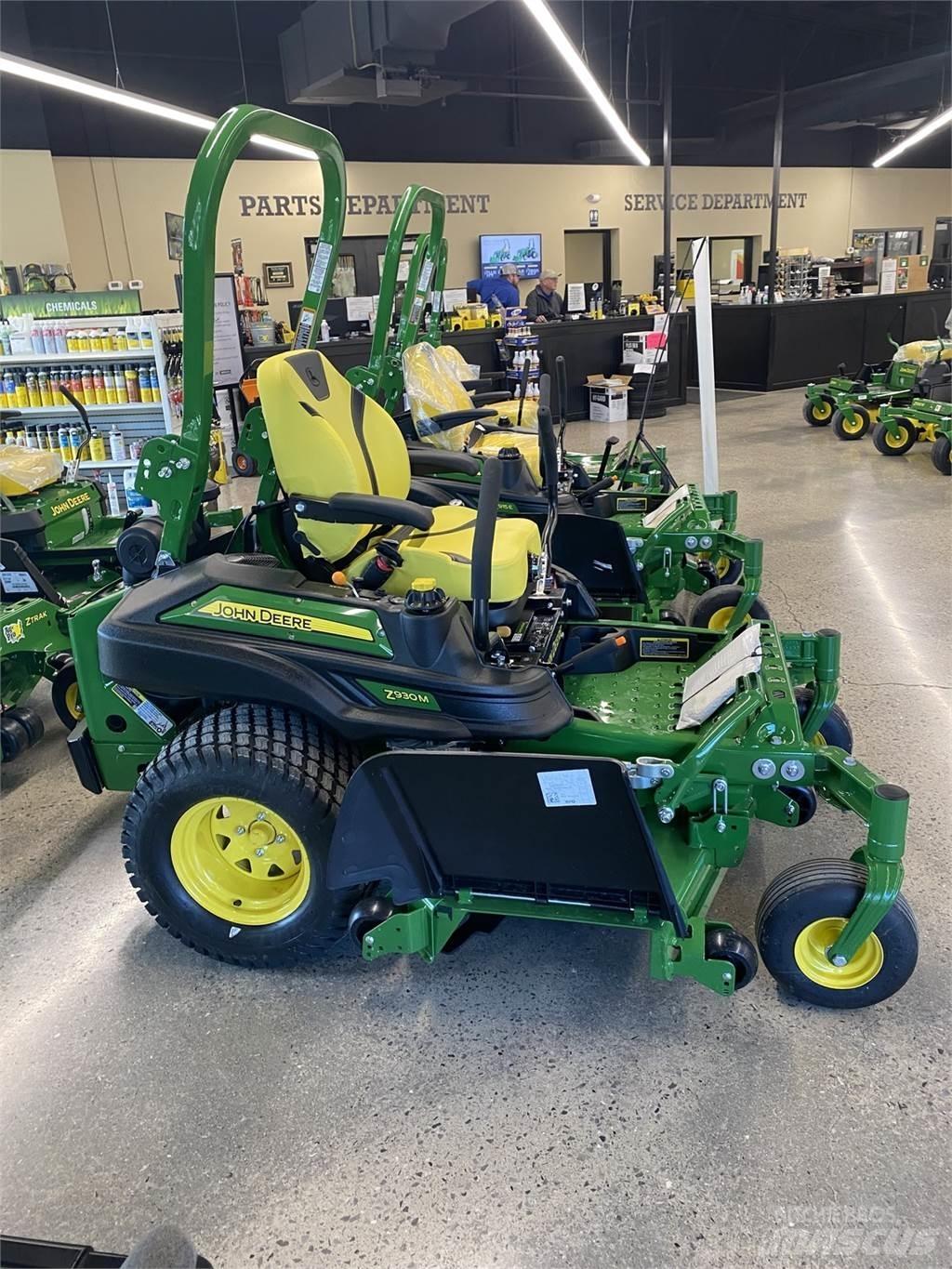John Deere Z930M Sıfır dönüşlü çim biçme makineleri