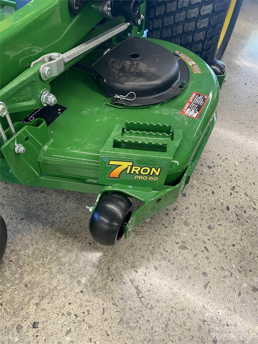John Deere Z930M Sıfır dönüşlü çim biçme makineleri