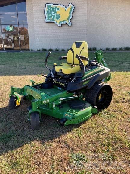 John Deere Z930M Sıfır dönüşlü çim biçme makineleri