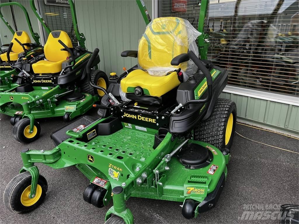John Deere Z930M Sıfır dönüşlü çim biçme makineleri