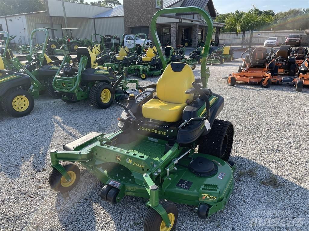 John Deere Z950M Sıfır dönüşlü çim biçme makineleri