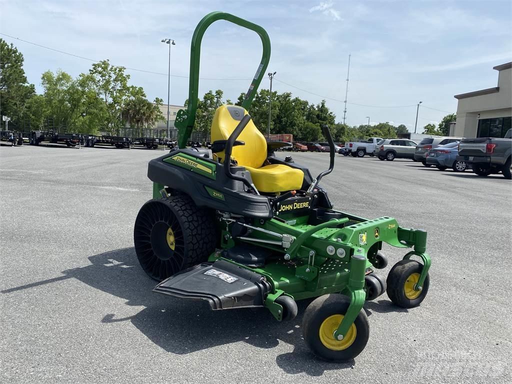 John Deere Z950M Sıfır dönüşlü çim biçme makineleri