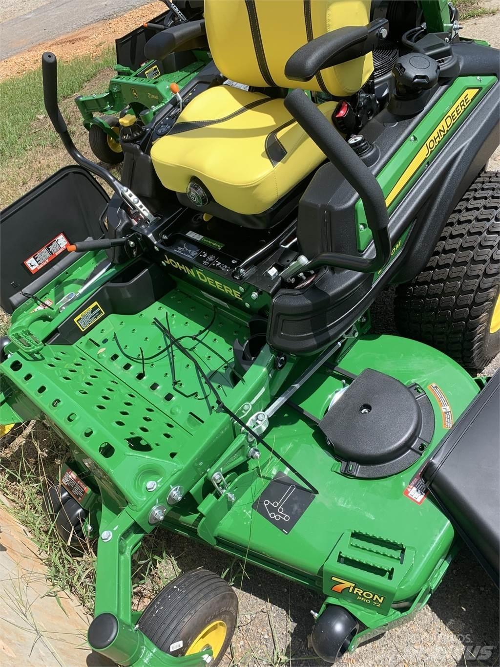John Deere Z960M Sıfır dönüşlü çim biçme makineleri