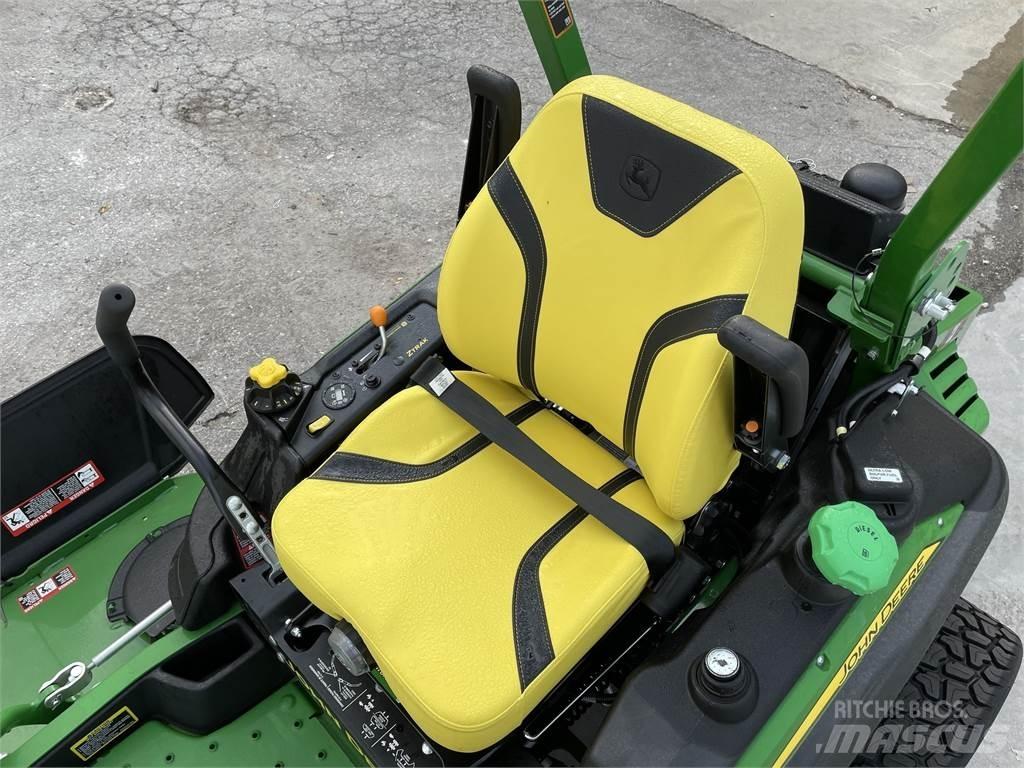 John Deere Z994R Sıfır dönüşlü çim biçme makineleri