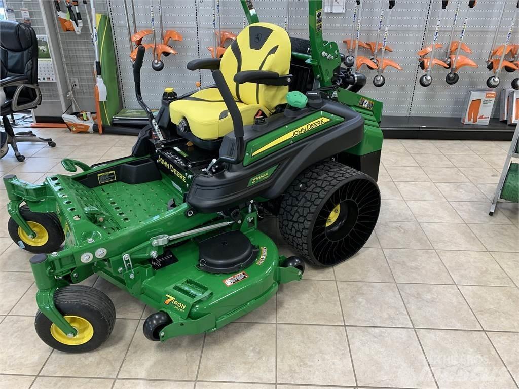 John Deere Z994R Sıfır dönüşlü çim biçme makineleri