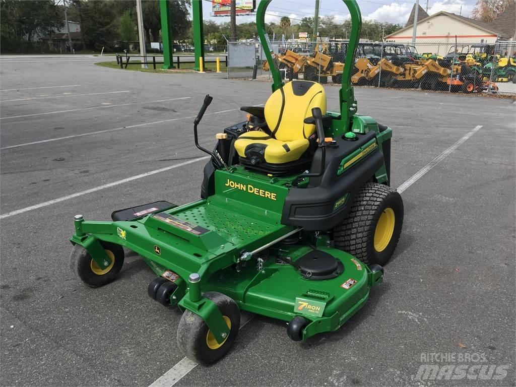 John Deere Z997R Sıfır dönüşlü çim biçme makineleri