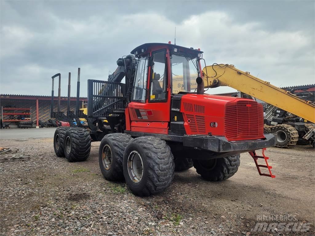 Komatsu 855 Tomruk yükleyici traktörler