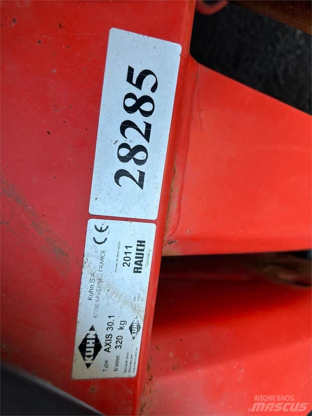 Kuhn Axis 30.1 Mineral gübre dagiticilar