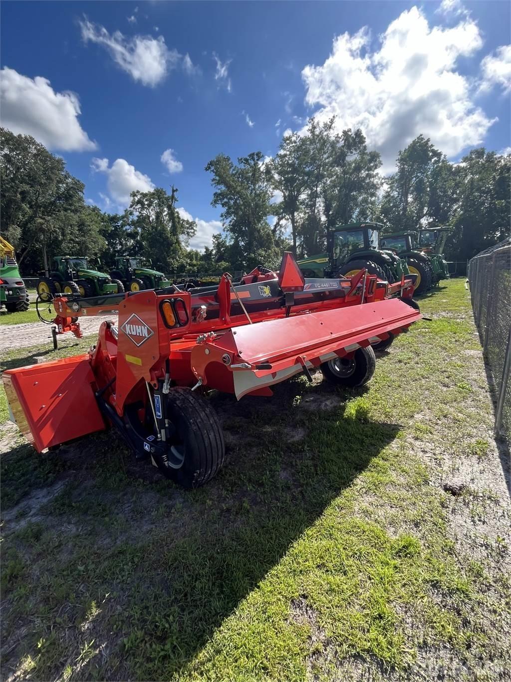 Kuhn FC4461TCD Diskli çayir biçme makinasi