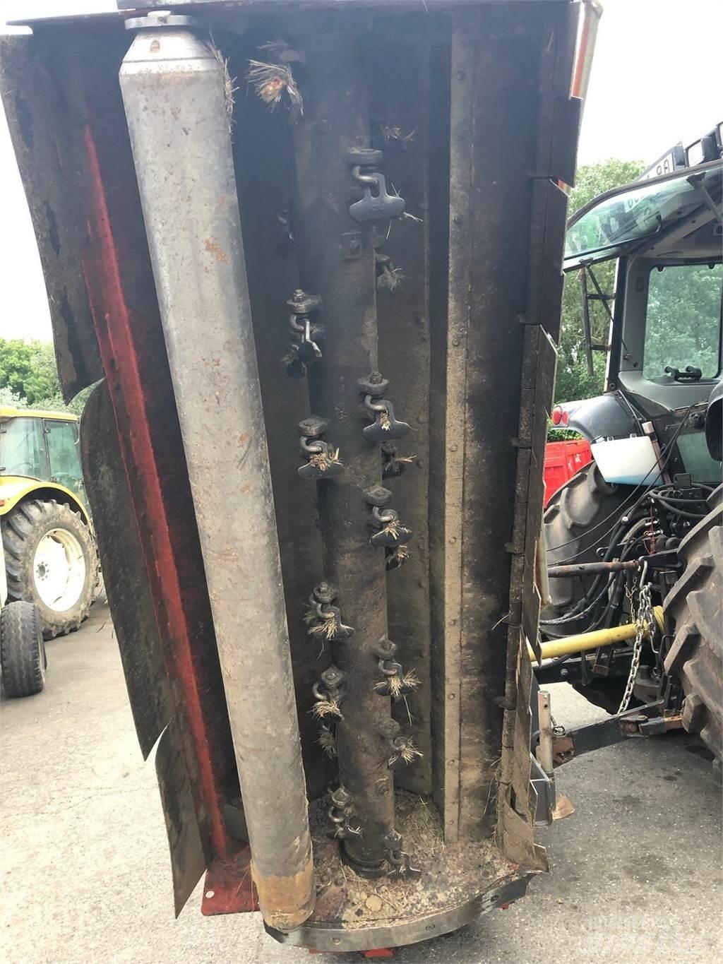 Kuhn RSM210 Balya ögütücü, kesici ve açicilar